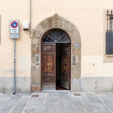 Piazza Santo Spirito Appartamento Con 2 Camere Matrimoniali ฟลอเรนซ์ ภายนอก รูปภาพ